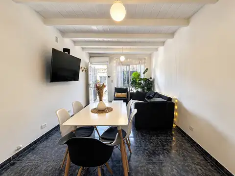Depto Tipo Casa en Venta en Moron Sur, USD 72.000