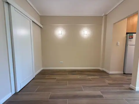 VENTA DEPARTAMENTO 1 AMBIENTE RECICLADO CON BALCÓN, PLAZA COLÓN