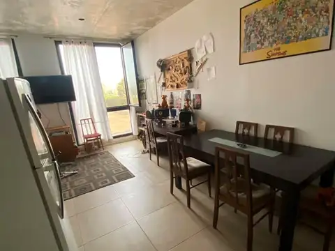 Av Caamaño 100