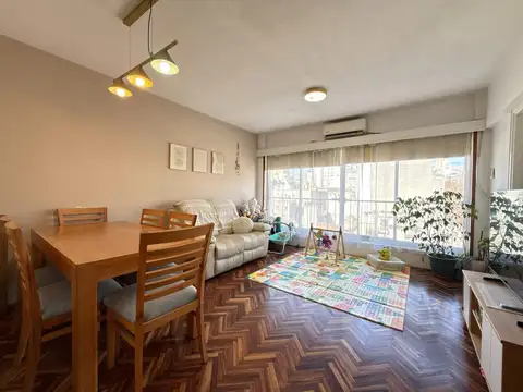 Venta apartamento 2 dormitorios con garage Centro