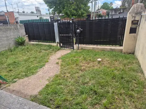 Alquiler ,  Planta baja frente 1 dormitorio Villa Ballester