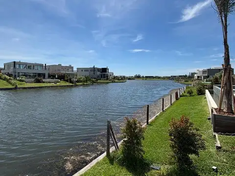 Casa en Venta en Nordelta Carpinchos, USD 950.000