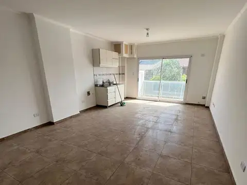 Departamento en Venta en Jose Leon Suarez, USD 53.000