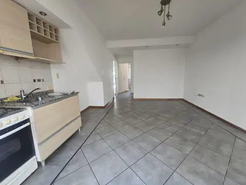 Depto Tipo Casa en Venta de 2 ambientes