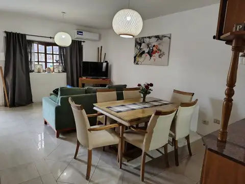 Depto Tipo Casa en Venta de 3 dormitorios