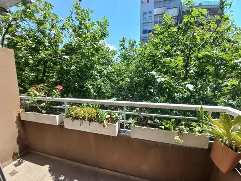 DPTO. 2 AMB. APTO PROFESIONAL en VILLA URQUIZA  