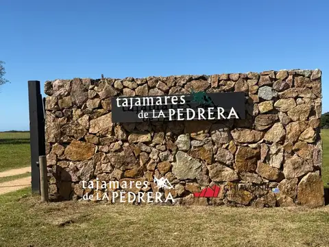 Tajamares De La Pedrera
