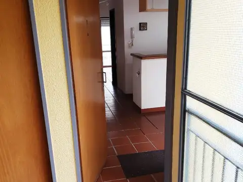 Departamento en Alquiler dos ambientes. San Isidro, excelente ubicación.