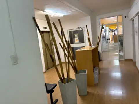 Oficina en Venta 56 años