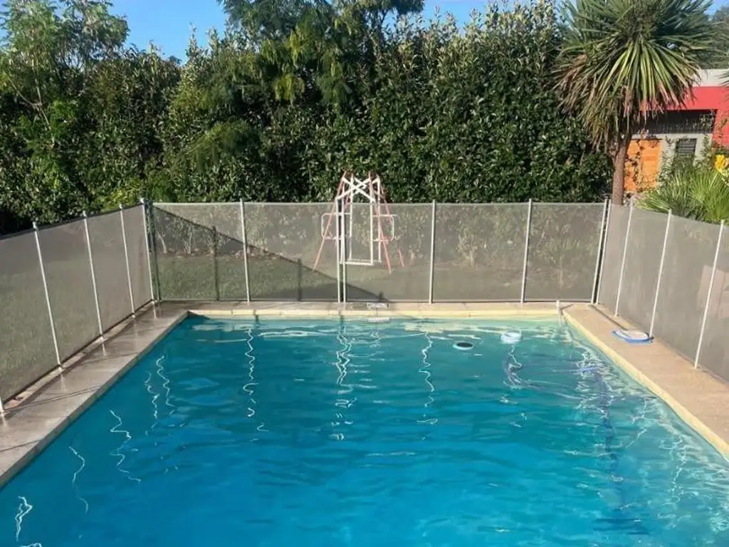 Casa - 150  m² Cubierta | 3 dormitorios | 5 años | 2 baños | 4 ambientes | 4 cocheras