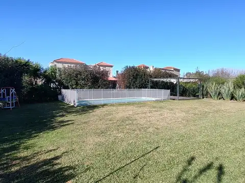 Casa en Venta con cochera