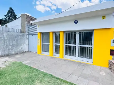 Local en Alquiler en Las Delicias, $ 700.000