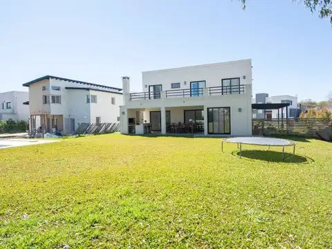 Casa en Venta en Atalaya, USD 310.000