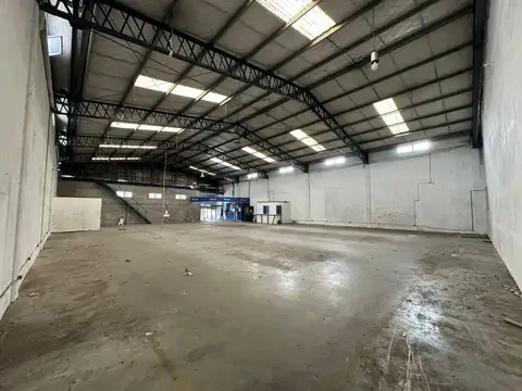 Galpon en Venta 20  mts Frente