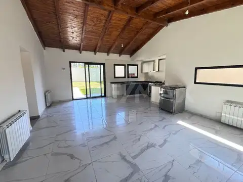 VENTA CASA 3 DORMITORIOS B° ALDEA DEL SUR PLOTTIER