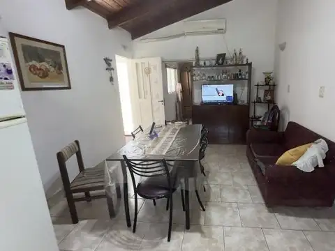Depto Tipo Casa 4 ambientes con 1 baño