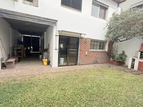 Casa en lote propio  jardin garage 3 dormitorios 3 baños