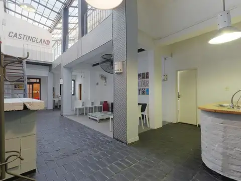 Depto Tipo Casa en Venta de 8 ambientes