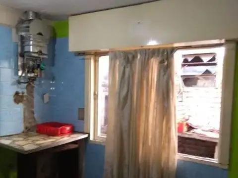 Depto Tipo Casa 4 ambientes con 1 baño