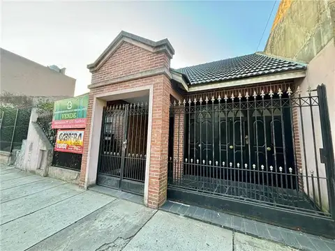 Casa en Venta en Remedios De Escalada, USD 200.000