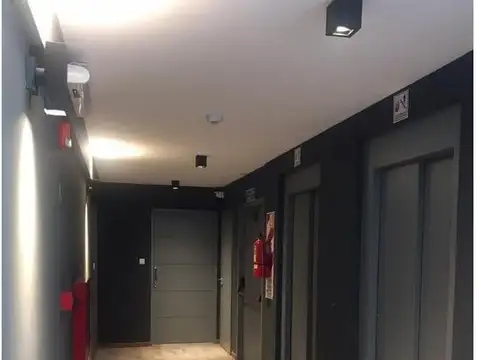 *OFICINAS PREMIUM DE 47,38 M2 CUB. CON BAÑO, COCINA Y AIRE ACONDICIONADO FRIÓ CALOR