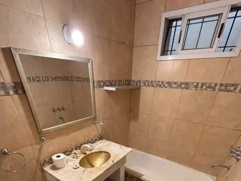 VENTA - CASA 4 AMBIENTES - EXCELENTE LOTE - SAN MIGUEL