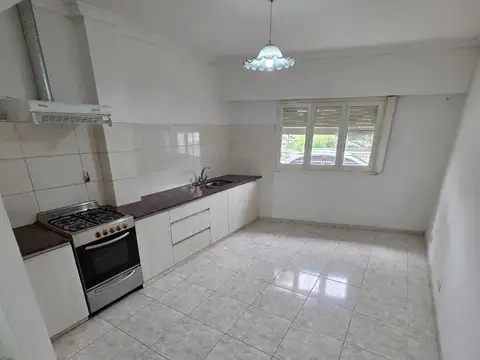 VENTA 2 AMB AMPLIO CON GARAGE