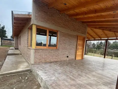 VENTA  CASA POTRERO DE GARAY A ESTRENAR 