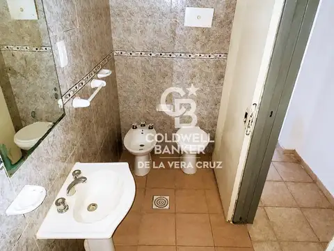 Casa con locales comerciales en Santo Tomé