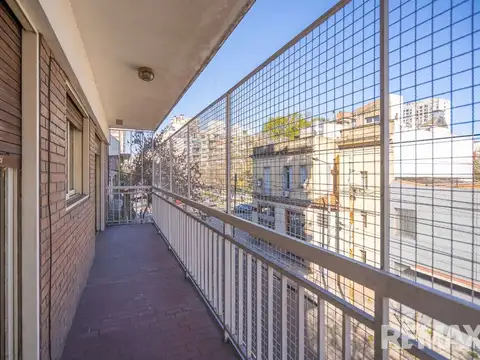 VENTA DEPARTAMENTO 4 AMBIENTES COCHERA FLORESTA