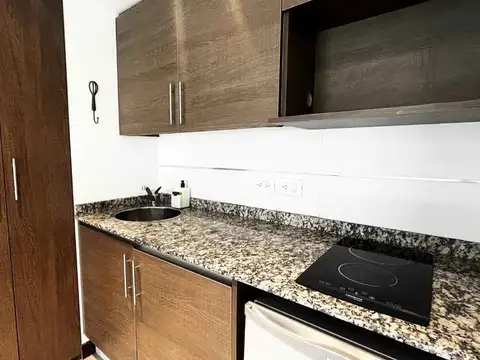 ALQ. DPTO 1 AMB COCHERA APTO PROFESIONAL CASTELAR