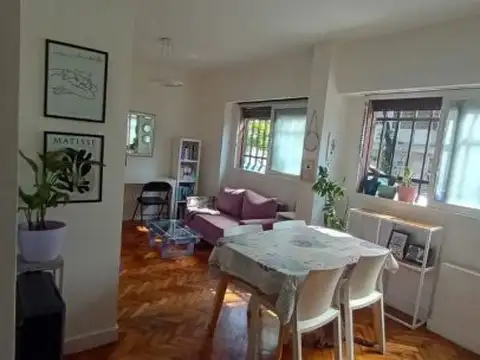 Av. Sáenz 470 , Piso 0