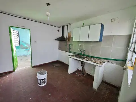 Casa en Venta en Alto Alberdi, USD 38.000