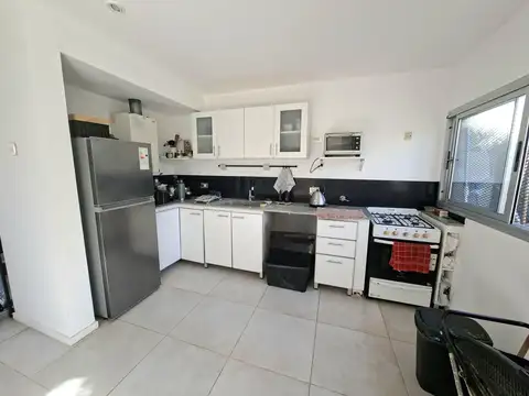 Depto Tipo Casa en Venta con 2 cocheras