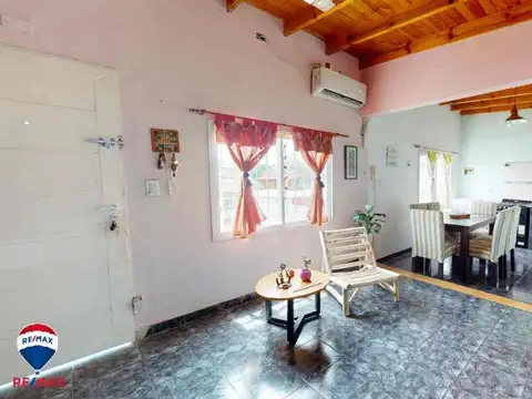 Casa 3 ambientes con 1 baño