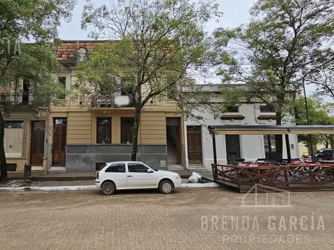 Departamento Céntrico Antiguo En Venta