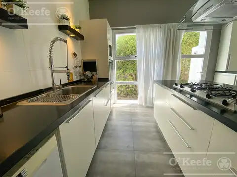 Casa en Venta al Este