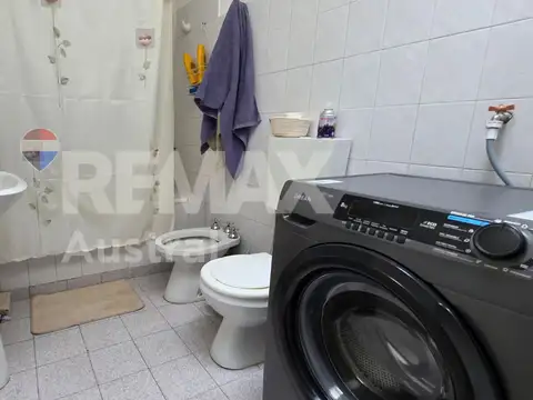 2 CASAS  AV. KENNEDY Y ROCA