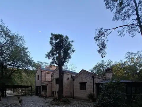 VENTA CASA  dos plantas - LESSER