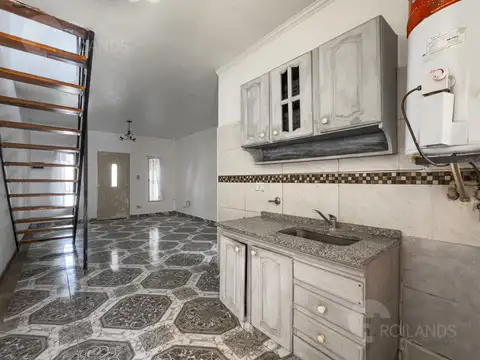 Depto Tipo Casa en Venta de 3 ambientes