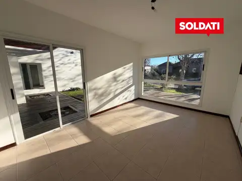 Casa en Venta en Roble Joven, USD 240.000