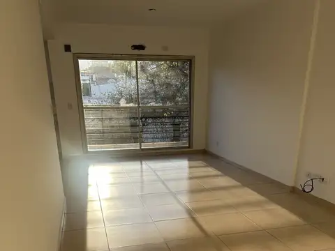 Maza 1800, Piso 3