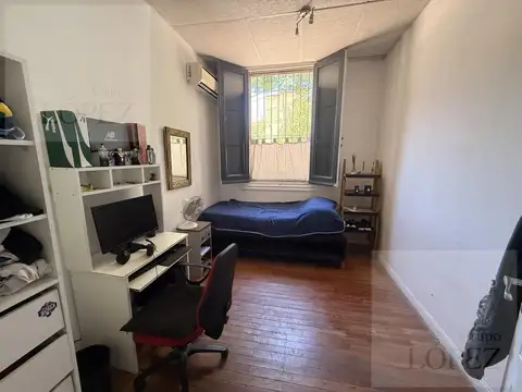 Casa venta San Isidro 3 dormitorios Local. Excelente zona.
