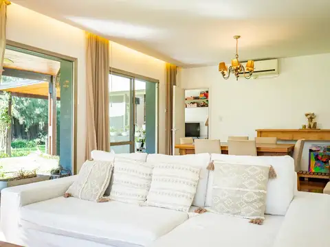 Casa en Venta en Rosario, USD 669.000