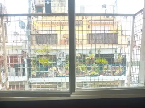 DEPARTAMENTO DE 1 AMBIENTE AL FRENTE