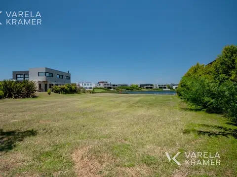 Terreno en Venta en Puertos - Barrio Marinas, USD 249.000