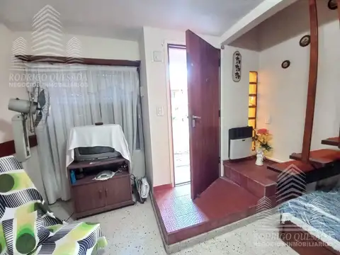 Depto Tipo Casa en Venta 45 años