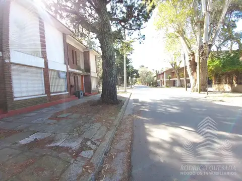 Depto Tipo Casa 3 ambientes con 2 baños