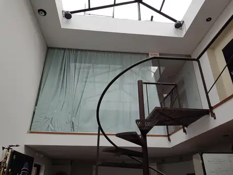 Alquiler Casa 5 Ambientes en Palermo. Destino Comercial o Profesional.