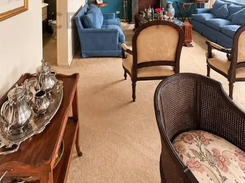 Venta Departamento 6 Ambientes Barrio Norte 2 Patios Balcón Frente Cochera Baule